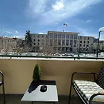 Square View Апартаменты Клуж-Напока