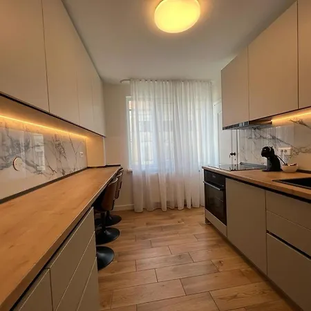 Square View Клуж-Напока