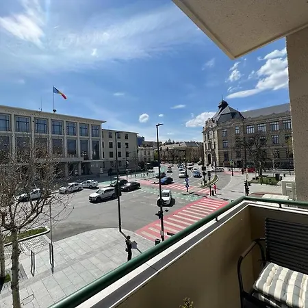 Square View Клуж-Напока