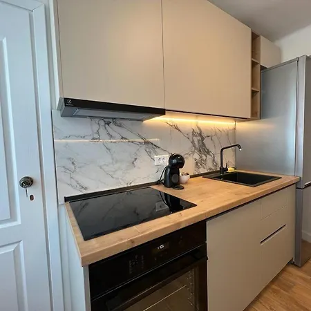 Square View Lägenhet