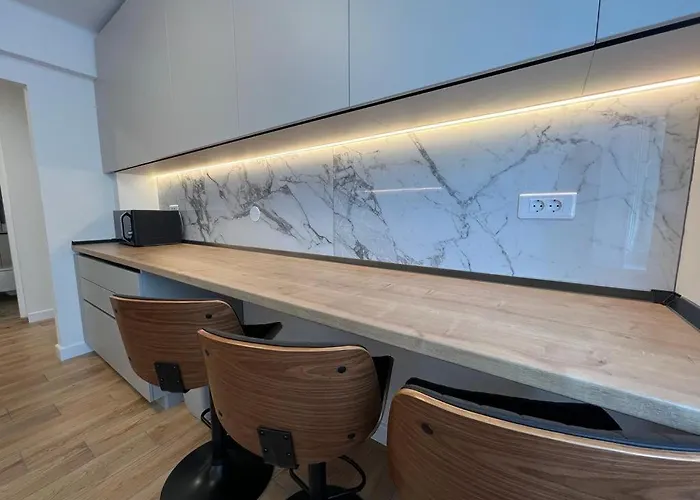 Square View Апартаменты *