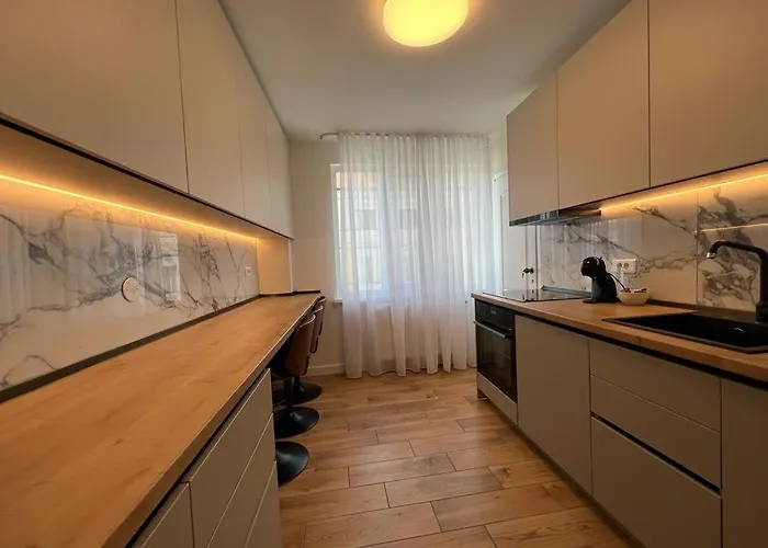 Square View Клуж-Напока