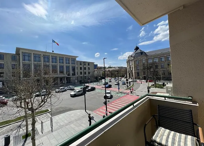 Square View Клуж-Напока